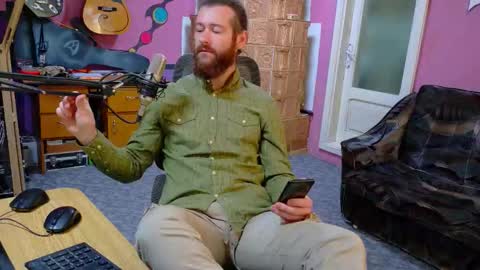 I am The Fourth and only Sir. Pelo online show from December 16, 12:21 pm