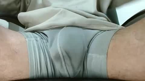 AlphaMaster Rodrick online show from January 18, 2:15 am