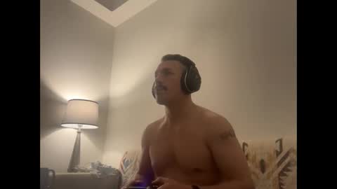 Snapshot of sirbubblesworth chatting on September 17, 1:51 am sirbubblesworth online show from September 17, 1:51 am