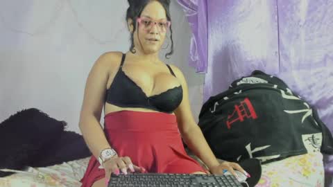 Sirena Fuentes online show from April 19, 10:34 pm