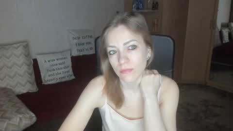 sirenasilk online show from February 8, 4:05 am