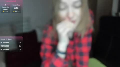 sirenasilk online show from April 12, 3:06 pm