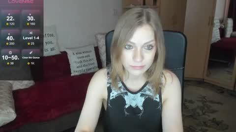 Snapshot of sirenasilk chatting on June 16, 9:23 am sirenasilk online show from June 16, 9:23 am