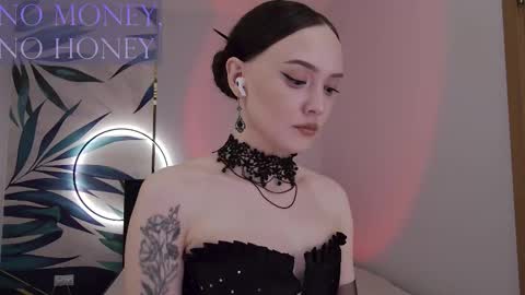 Goddess Sirena online show from March 4, 8:37 pm