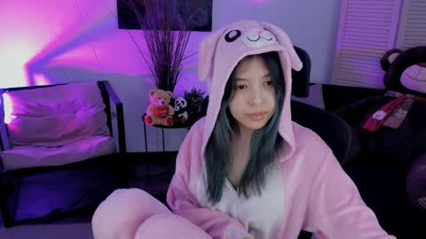 Si online show from March 26, 7:19 pm