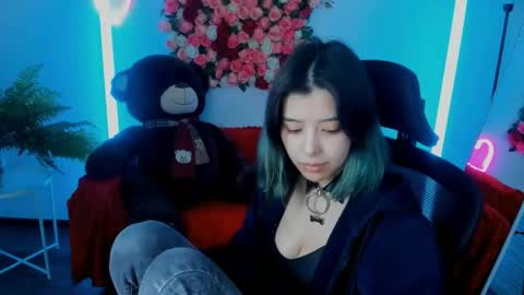Snapshot of sirenmystique chatting on June 4, 7:20 pm Si online show from June 4, 7:20 pm