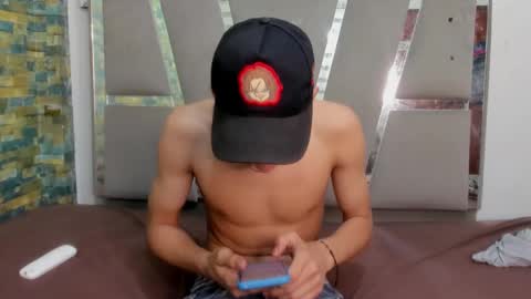 SIR RYANT online show from December 12, 8:21 pm