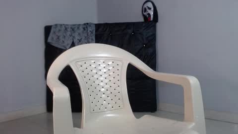 SIR RYANT online show from December 2, 2:06 am