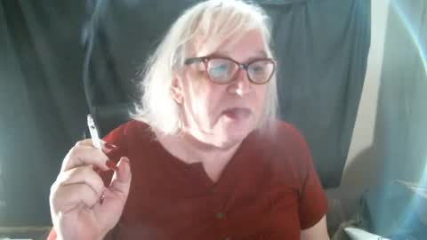 Snapshot of sissydianetx chatting on December 7, 12:30 am Sissy Diane online show from December 7, 12:30 am