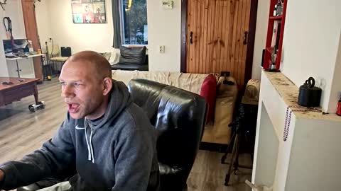 Snapshot of sissyslavepetra chatting on March 15, 5:52 pm Petra online show from March 15, 5:52 pm