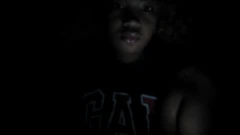 sisyh697532 online show from May 31, 8:32 am