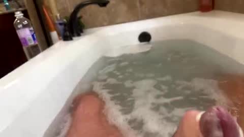 sitonmy6inches online show from February 23, 8:50 pm