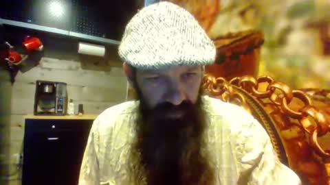Snapshot of sitonmybeardxxx chatting on June 27, 12:55 pm sitonmybeardxxx online show from June 27, 12:55 pm
