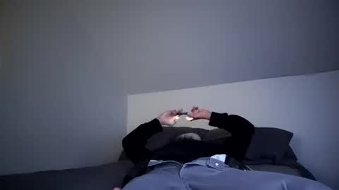 Snapshot of six_23 chatting on February 17, 1:51 pm Sixxx online show from February 17, 1:51 pm