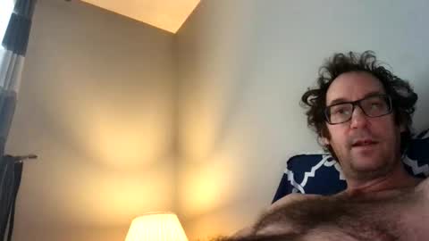 sixfootseven online show from January 7, 7:49 pm