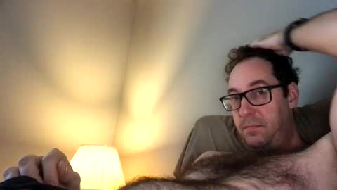 sixfootseven online show from March 23, 1:48 pm