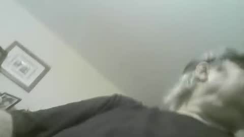 Snapshot of sizemick_u235 chatting on December 21, 6:59 pm Mickey B online show from December 21, 6:59 pm