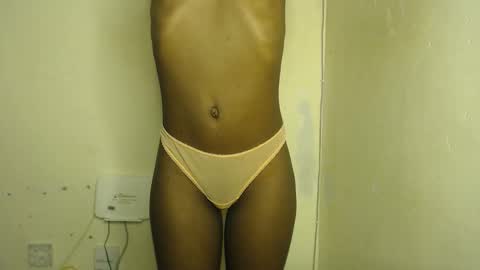 sizzly_ass online show from April 17, 10:29 am