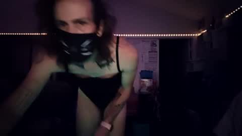 SkankHUNTRx online show from June 12, 4:22 am