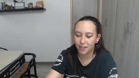 Alice online show from December 30, 12:00 am