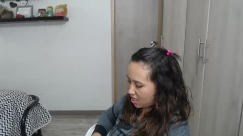 Alice online show from January 10, 10:57 pm