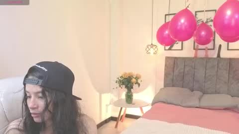 Skarlette online show from February 15, 3:47 am