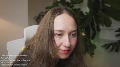 Im Scarlett  ONLINE  5pm-10pm NYC time  online show from December 22, 7:21 pm