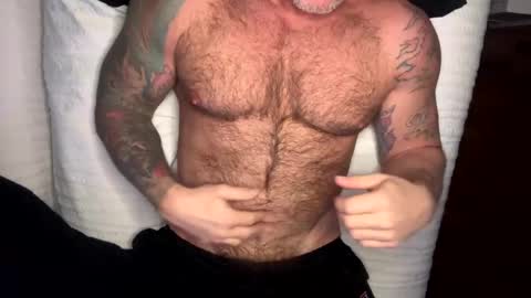 Snapshot of skimaskedbeef chatting on January 19, 9:55 pm BEEF online show from January 19, 9:55 pm