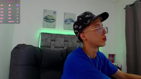 skinny_bigcock20 online show from November 27, 10:23 pm