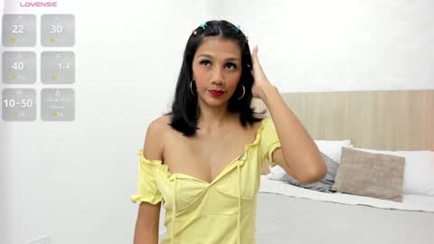 lilly online show from December 5, 7:28 pm