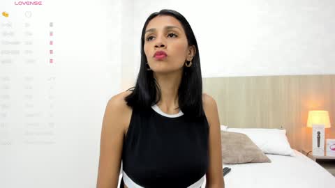 lilly online show from December 11, 7:36 pm