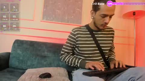 Snapshot of skinny_mac_ chatting on June 16, 1:03 pm Mac online show from June 16, 1:03 pm