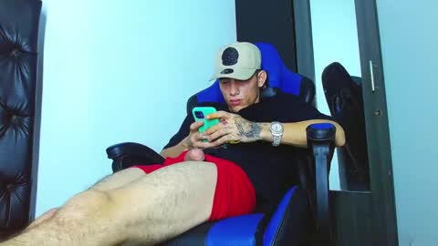 skinny marked online show from December 26, 11:13 pm