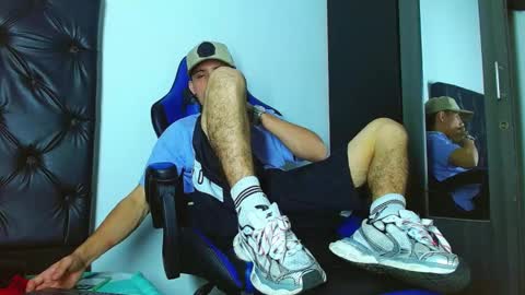 skinny marked online show from January 12, 7:42 pm