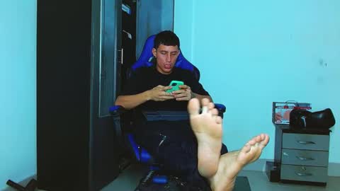 skinny marked online show from February 15, 12:15 am