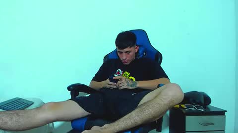 skinny marked online show from November 12, 8:19 pm