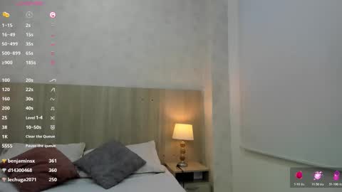   online show from November 14, 11:20 am