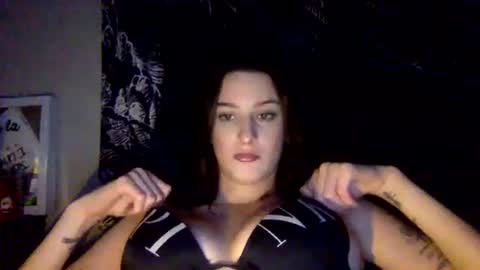 skinnyangel21 online show from November 27, 3:19 am