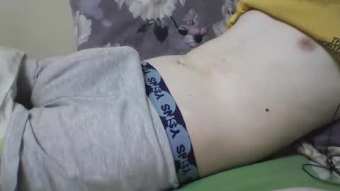 Snapshot of skinnycuteman chatting on February 1, 11:16 pm skinnycuteb0y online show from February 1, 11:16 pm