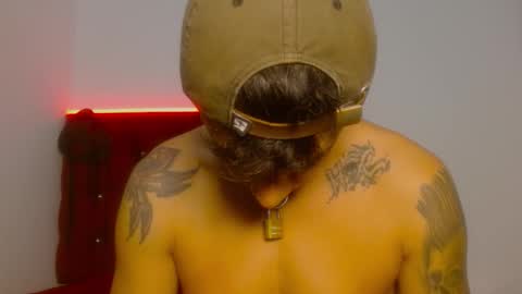 Snapshot of skinnydevil1 chatting on March 2, 4:14 am skinnydevil1 online show from March 2, 4:14 am