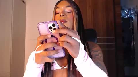 jesica online show from February 12, 7:14 am