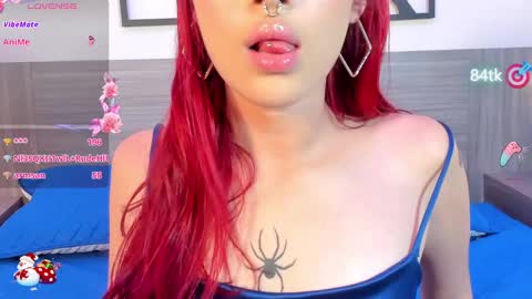 Snapshot of skinnyfoxyy chatting on January 3, 1:27 am Foxy online show from January 3, 1:27 am