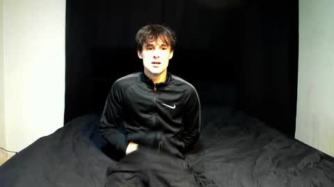 Snapshot of skinnyguywithbigd chatting on December 11, 2:11 pm skinnyguywithbigd online show from December 11, 2:11 pm