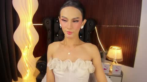 skinnyhugecock1 online show from June 16, 11:46 am