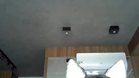 skinnykittencam online show from September 12, 7:25 pm