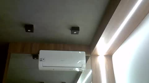 skinnykittencam online show from October 25, 7:38 am