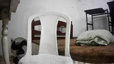 Skinny Latin Man online show from October 31, 11:00 am