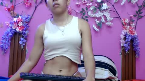 sofia online show from December 4, 1:20 pm