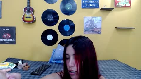 Snapshot of skinnyverus18 chatting on February 19, 7:43 pm VERUS online show from February 19, 7:43 pm