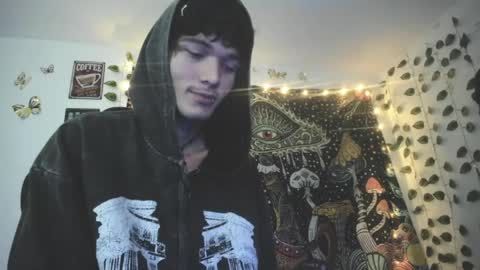skiny_dann online show from April 24, 3:31 am
